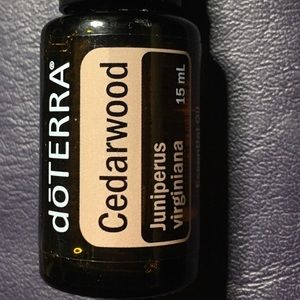 Doterra cedarwood 100% pure grade essential oil